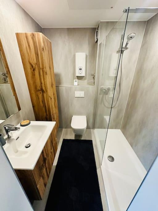 Rheinnest , Neue Und Gemuetliche Wohnung Dormagen Εξωτερικό φωτογραφία